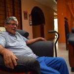 Cuentos y risas en un pueblo frío