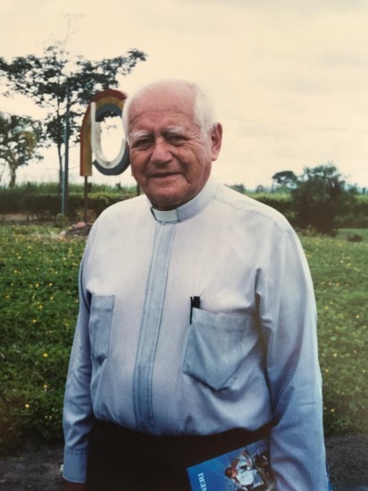 En memoria del Padre Luis Alfonso Muñoz López